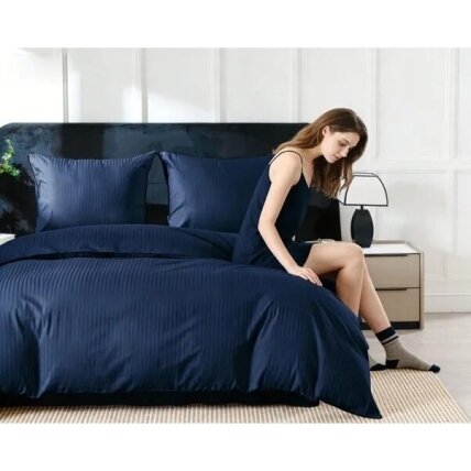 Premium medvilnės patalynės komplektas, Viešbučio tipo, 200x220 cm., 4 dalių Premium medvilnės patalynės komplektas, Viešbučio tipo, 200x220 cm., 4 dalių