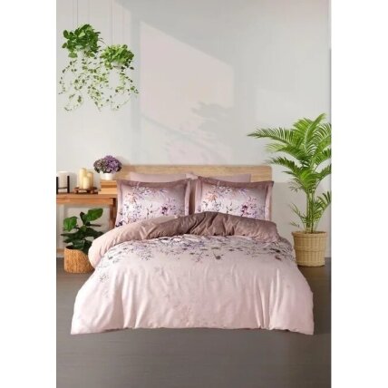 Premium satino patalynės komplektas, 200x220 cm, 6 dalių, dėžutėje Premium satino patalynės komplektas, 200x220 cm, 6 dalių, dėžutėje